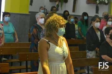 Solemne función religiosa en el templo de Lomo Magullo en honor de la Virgen de las Nieves/Francisco Javier Santana.